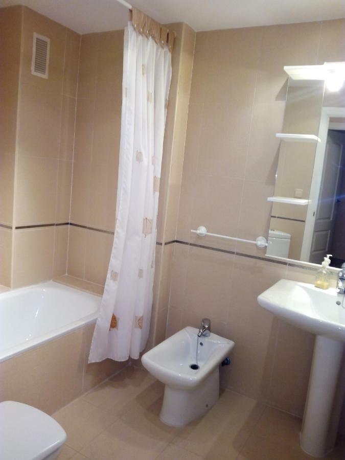 Apartmento Playa Almarda. Piscina&Parking Kültér fotó